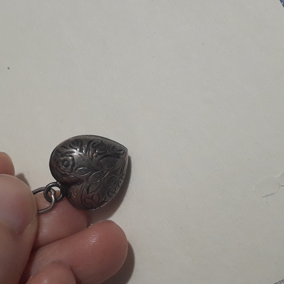 Vintage Sterling Sliver Floral Heart Pendant - Picture 5 of 5